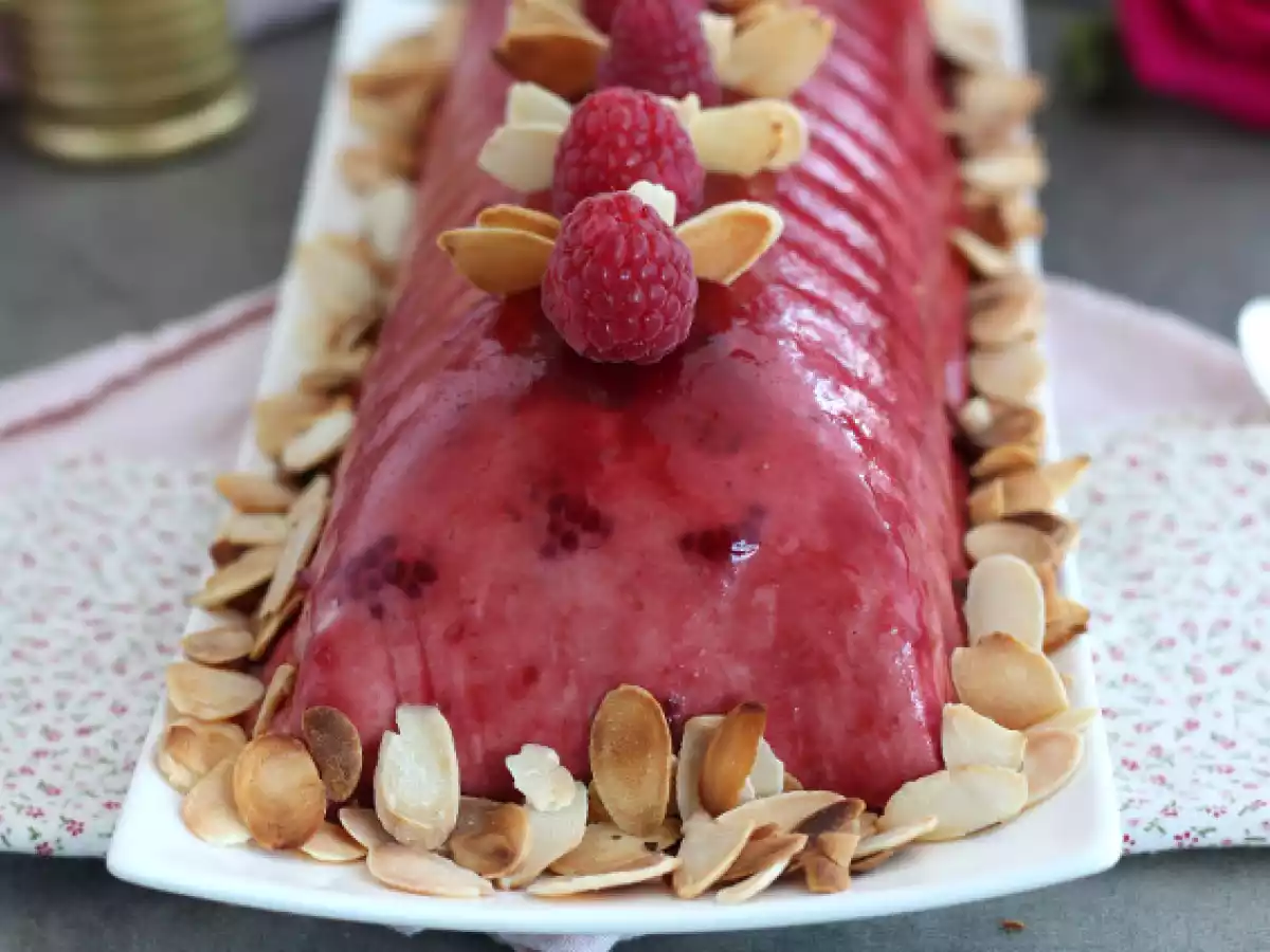 Raspberry tiramisu log - photo 4