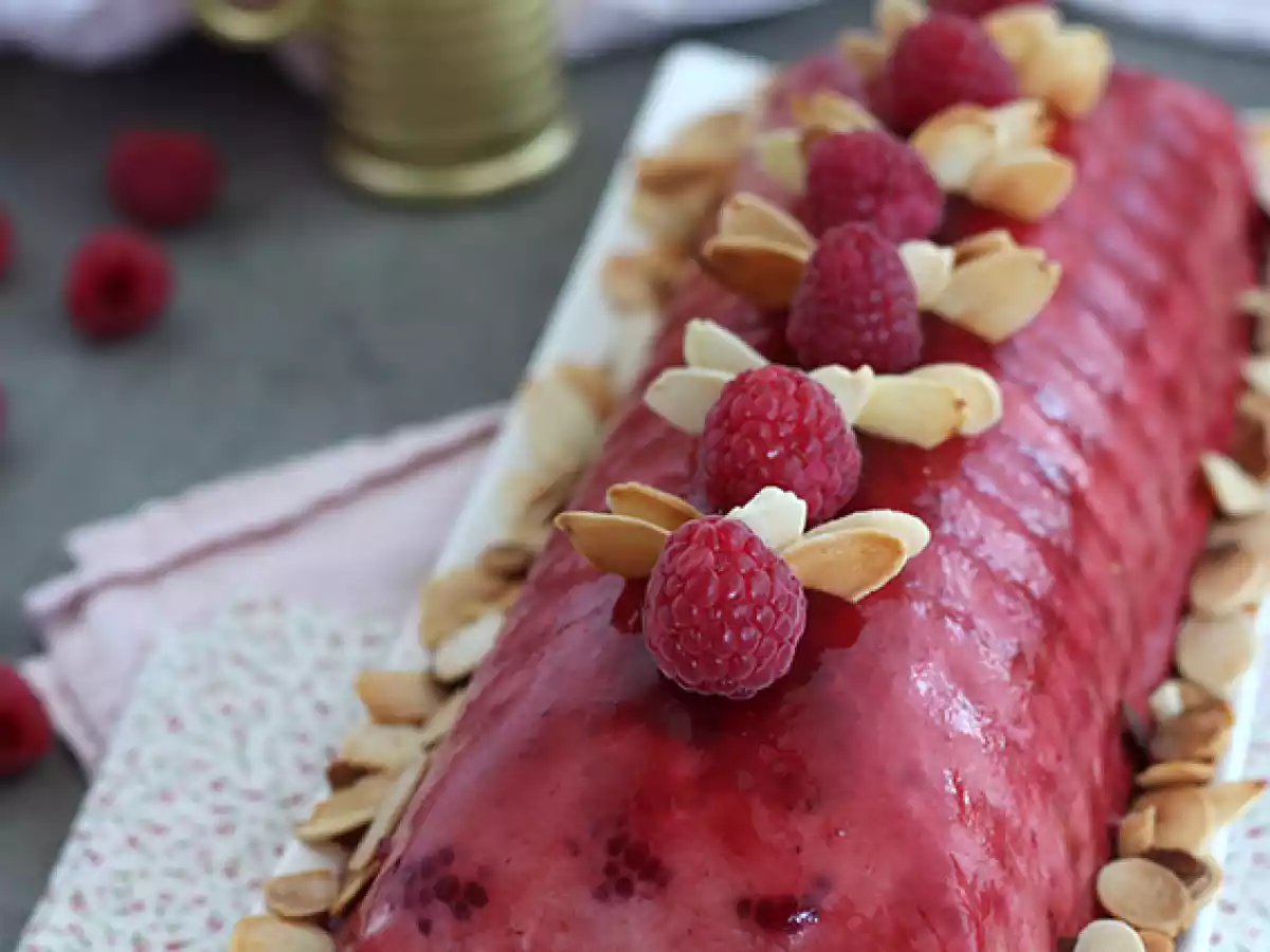 Raspberry tiramisu log - photo 6