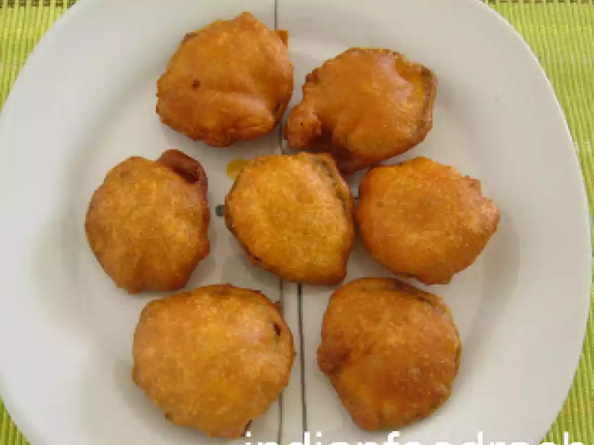 Raw banana bhajji(balekai bajji/valekai bajji) - photo 3