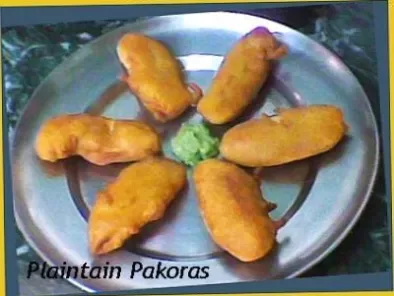 Raw Banana-Plaintain Pakoras-Bhajiya Recipe