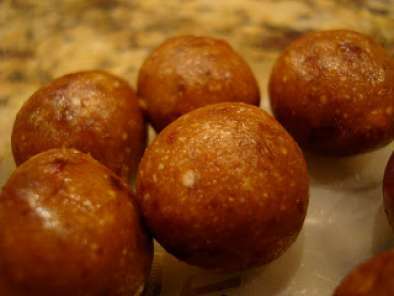 Raw Vegan Sugar Cookie Dough Balls - photo 3