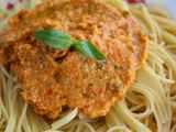 Red pesto sauce, photo 1