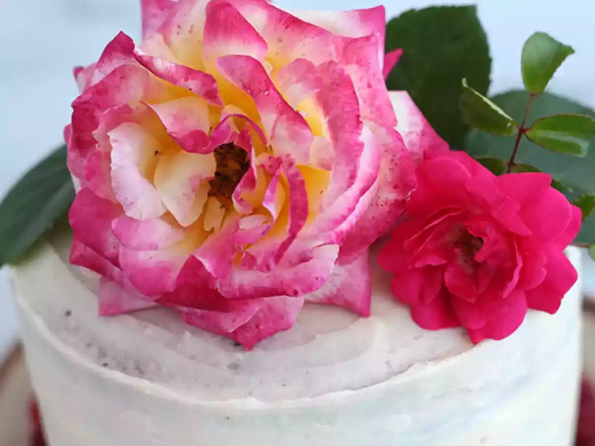 Red velvet cake - photo 4