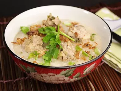 Rice Congee with Meatballs