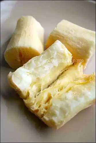 Rice flour steamed cupcake recipe (kue mangkok)