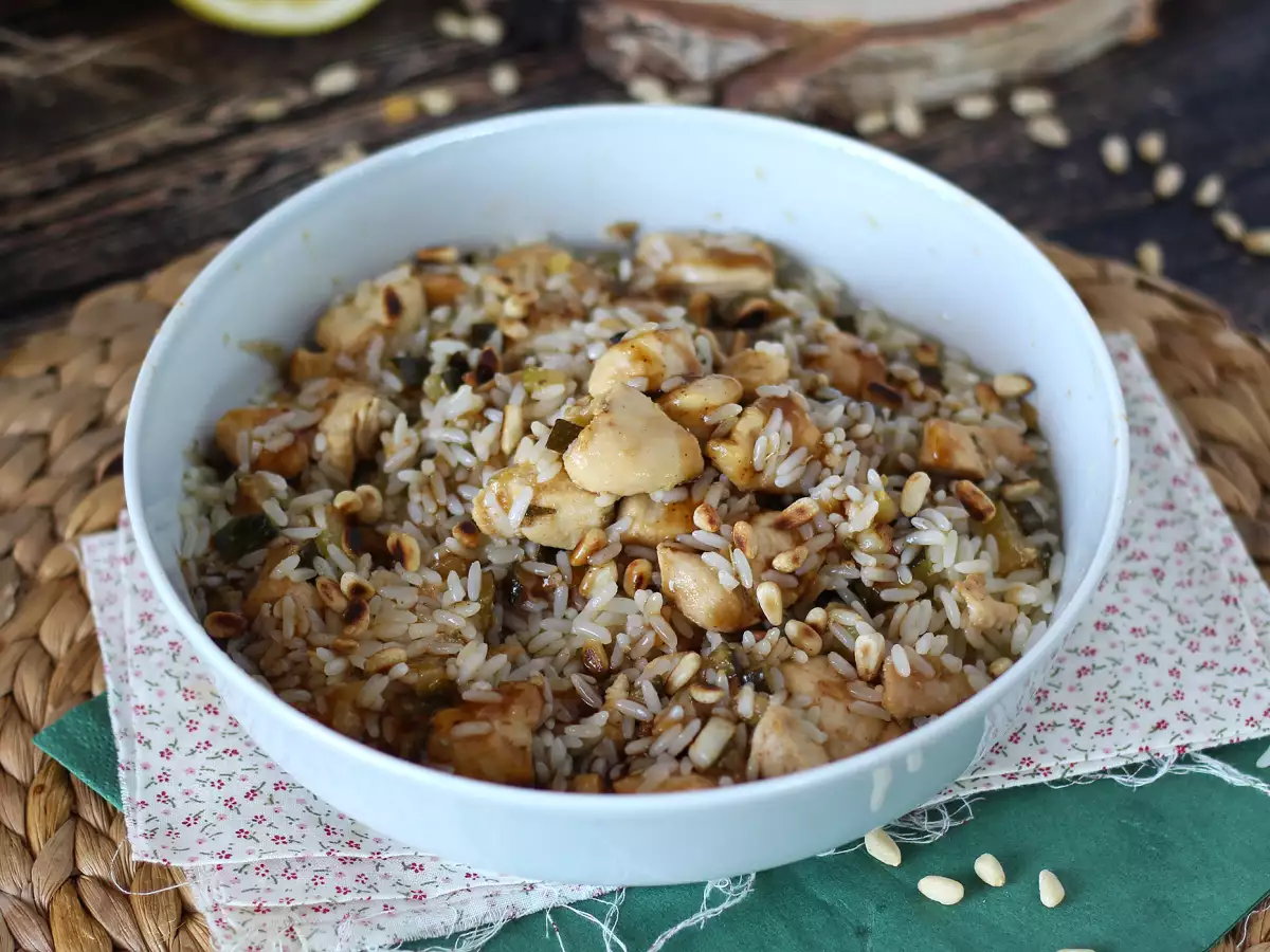Rice salad with chicken, zucchini, pine nuts, and balsamic glaze - photo 2