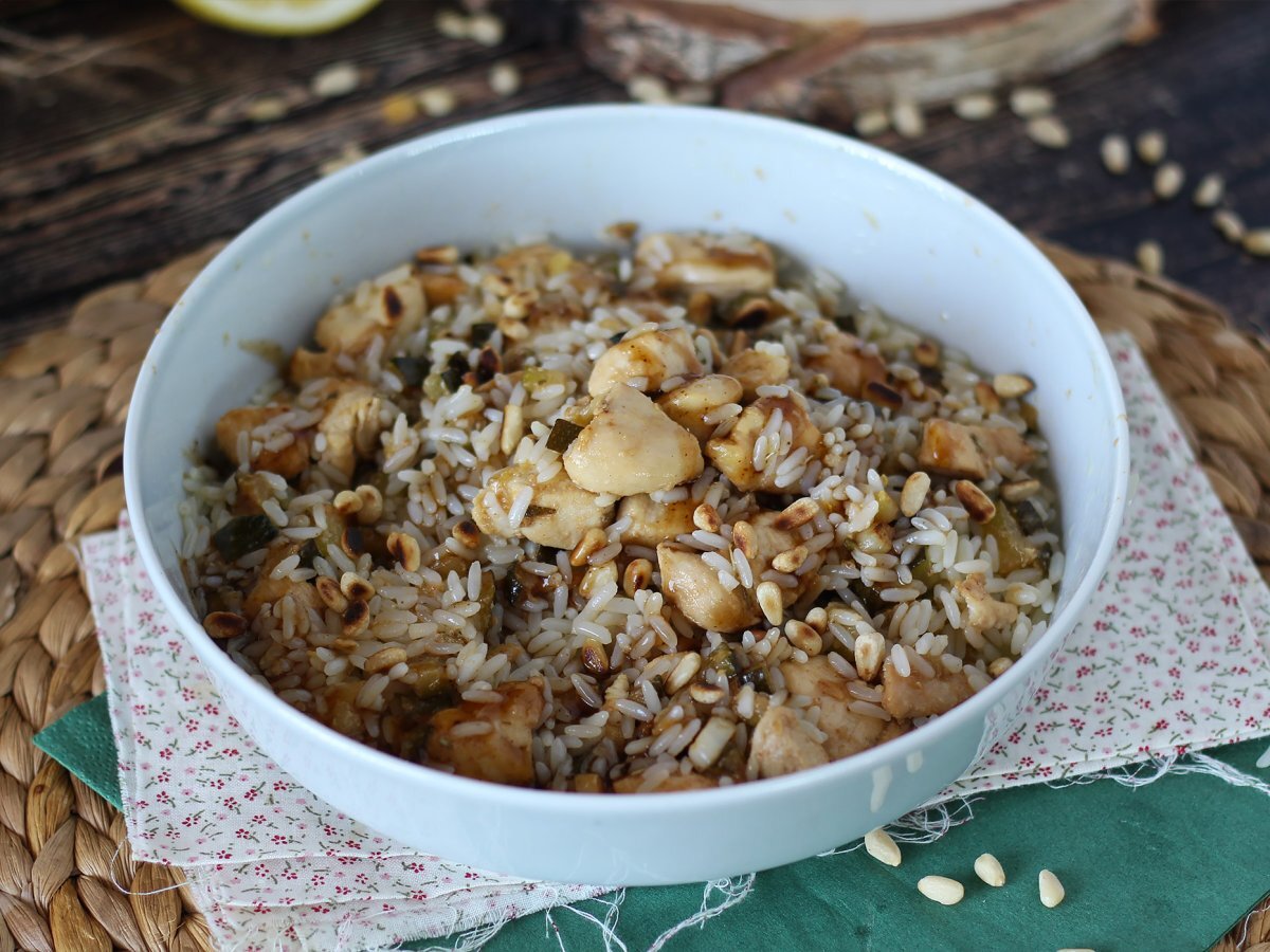 Rice salad with chicken, zucchini, pine nuts and balsamic vinegar - photo 2