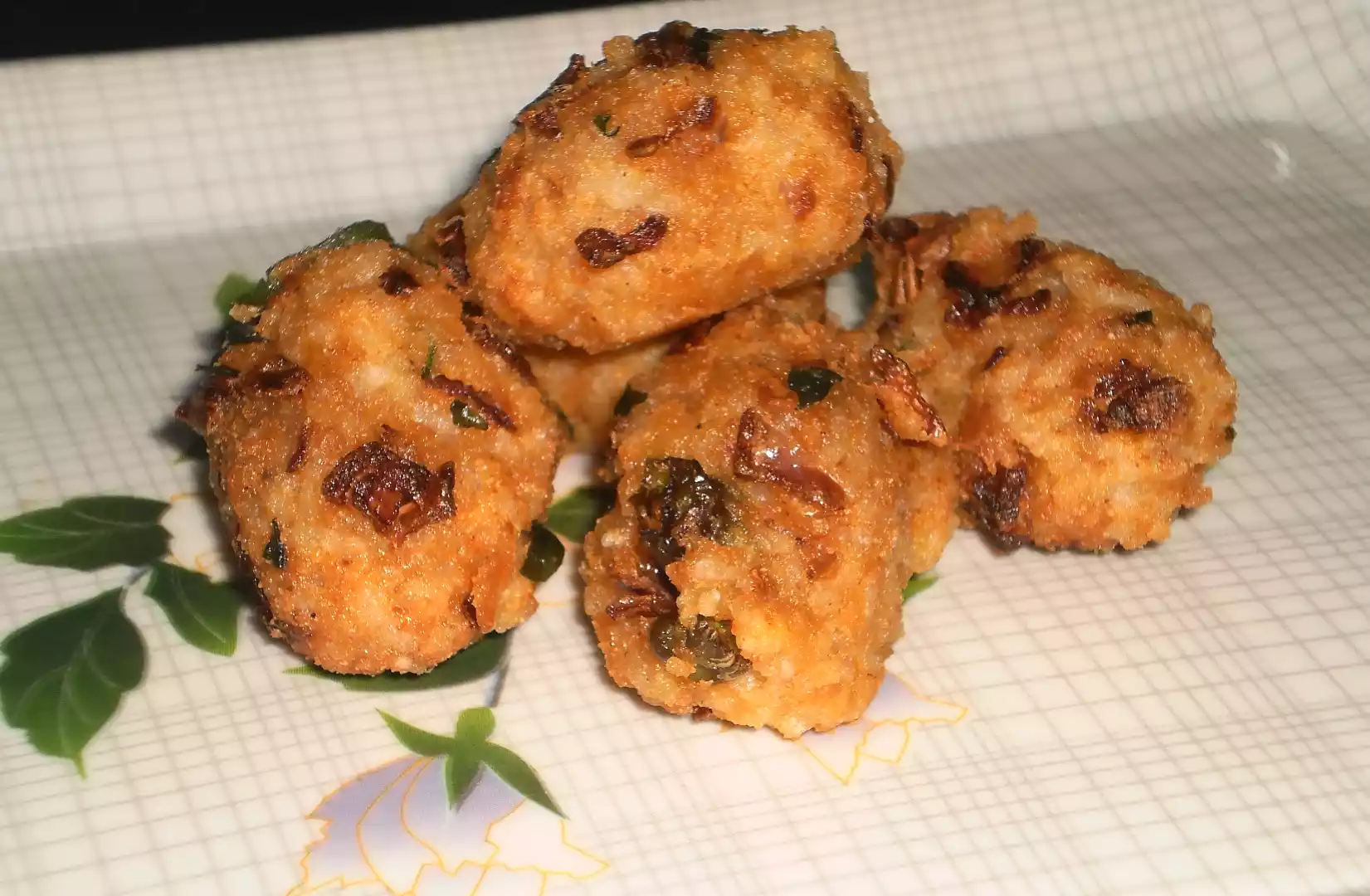 Veda Rice Rice vada recipe - easy deep fried rice dumplings