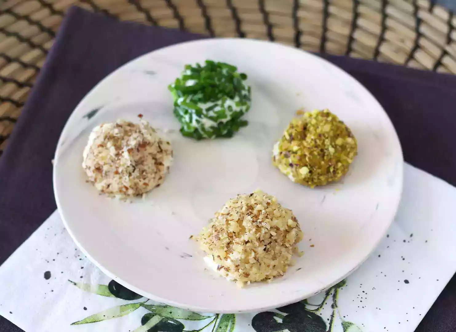 Ricotta balls recipe, perfect as appetizers