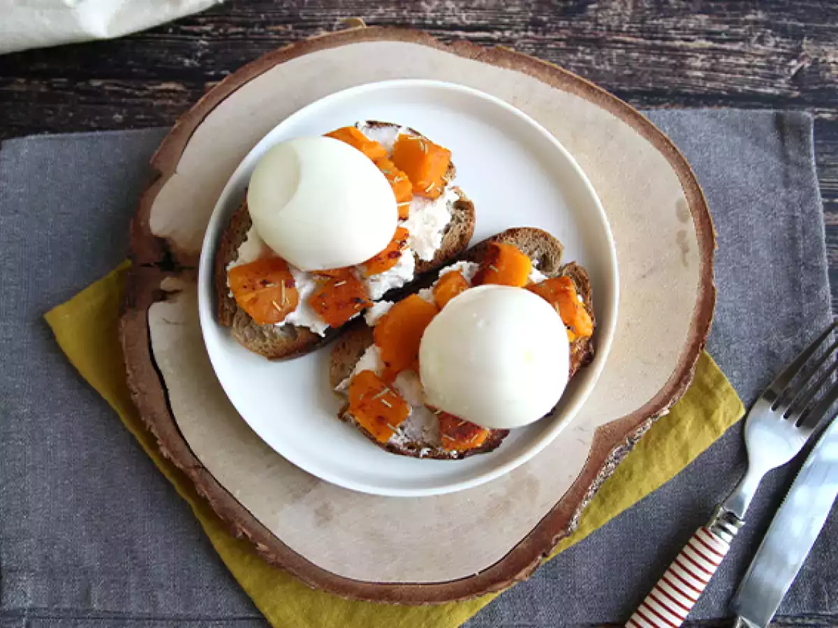 Ricotta, butternut squash and egg toasts - photo 4