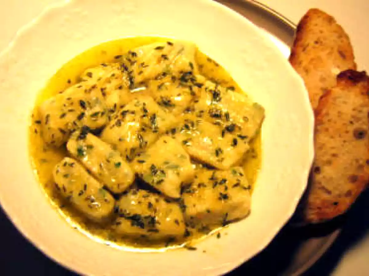 Ricotta gnocchi with lemon and thyme butter