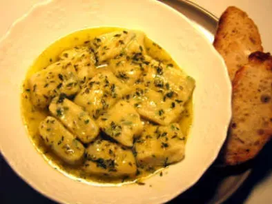 Ricotta gnocchi with lemon and thyme butter
