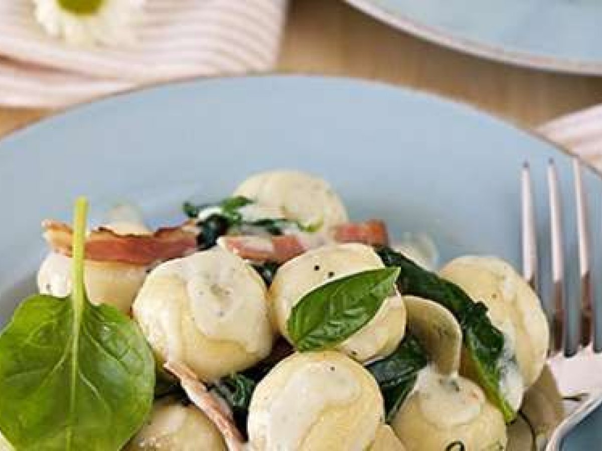 Ricotta Gnocchi with Spinach, Prosciutto and Blue Cheese - photo 2