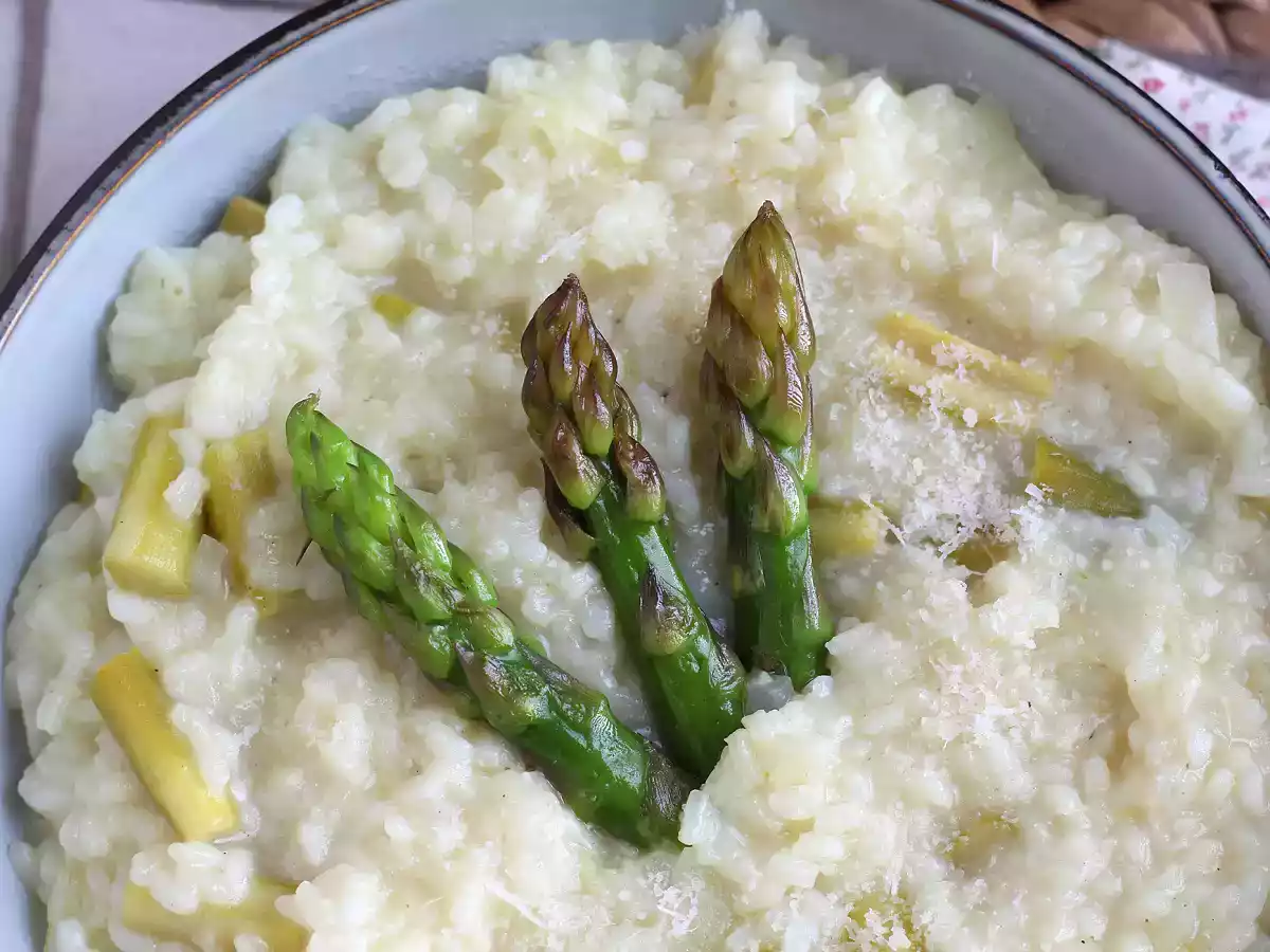 Risotto with green asparagus and parmesan - photo 2