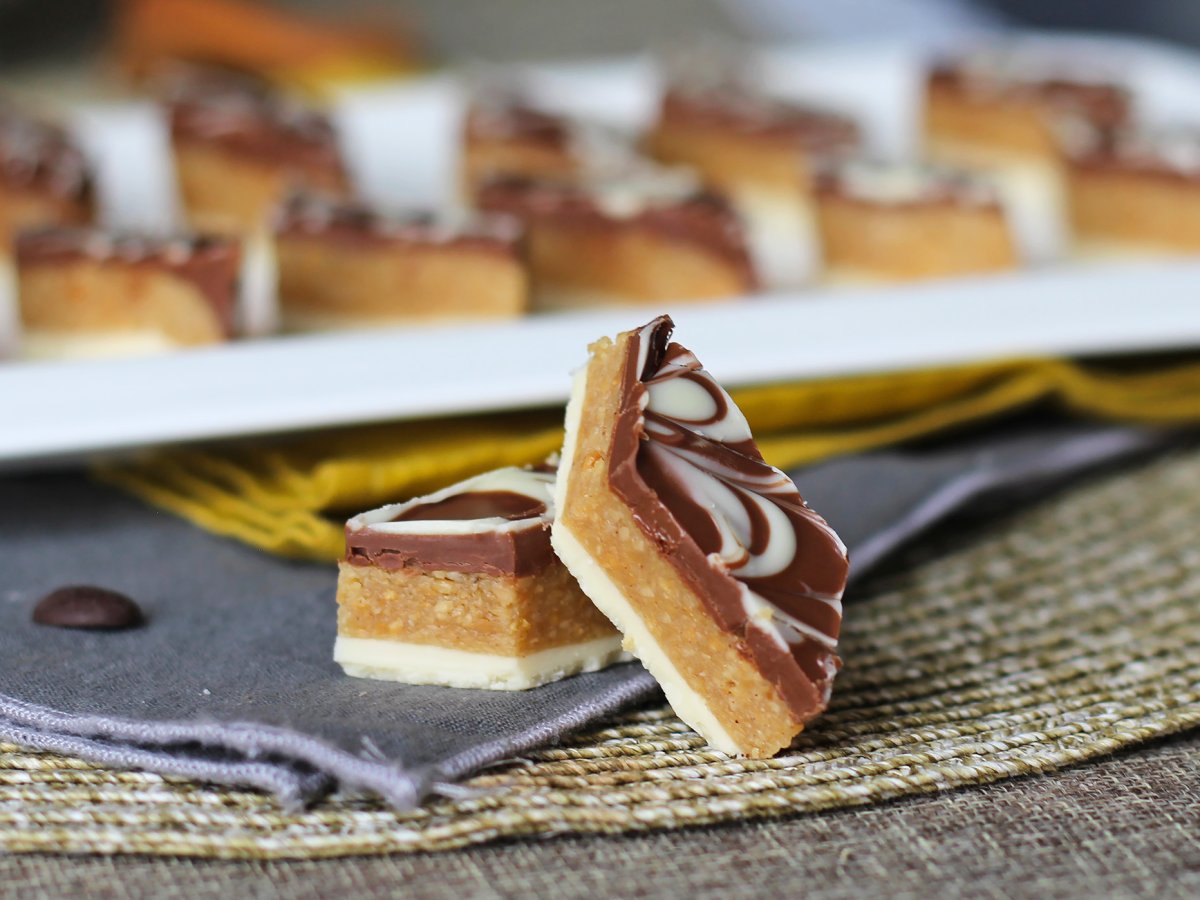 Rkhama, the Moroccan peanut and chocolate candy that doesn't need an oven