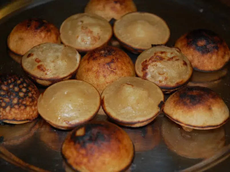 RM2- Day 17- Unniyappam (Godda Appo in Konkani meaning Pancake Puffs made with Jaggery ) - photo 2