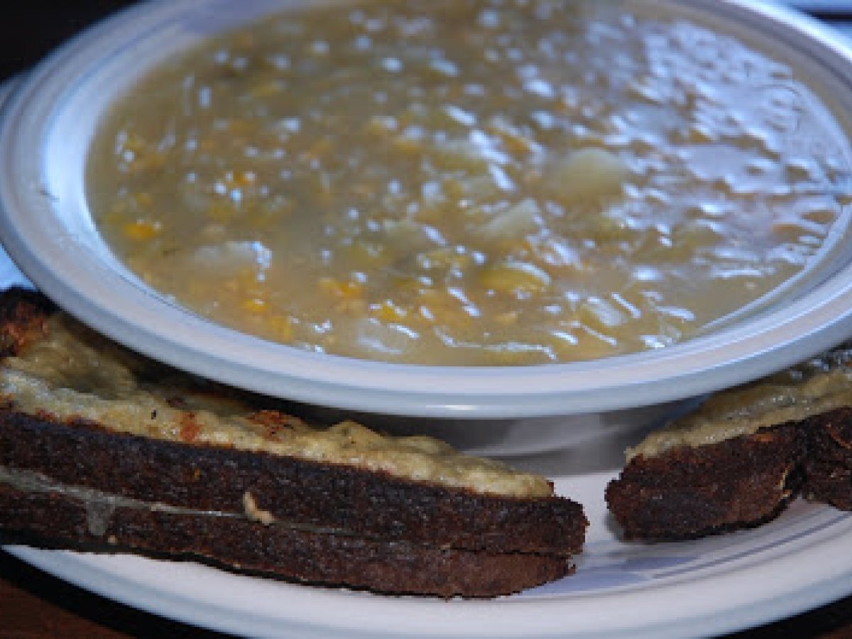 RM2- Day 21- Broiled Cheesy Garlic Pumpernickel Bread - photo 9