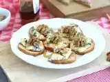 Roquefort toasts with walnuts and honey, photo 2