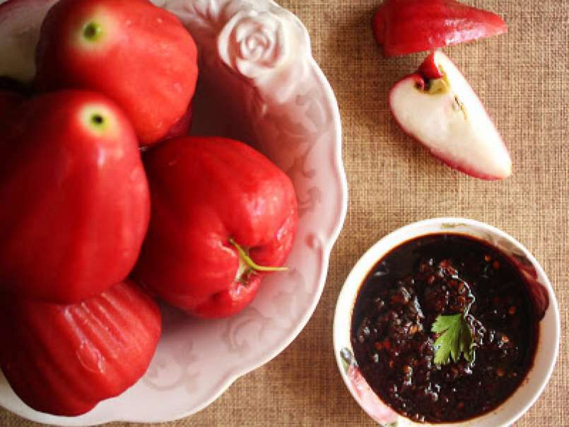 ROSE APPLES OR JAMBU AIR AND A SWEET SPICY DIPPING SAUCE, photo 3