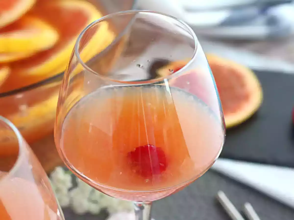 Rosé sangria with rosé wine - photo 5