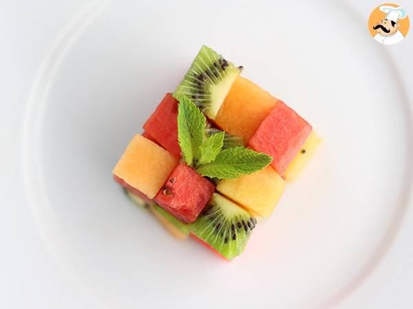 Rubik's cube of fruits: the design fruit salad - photo 2