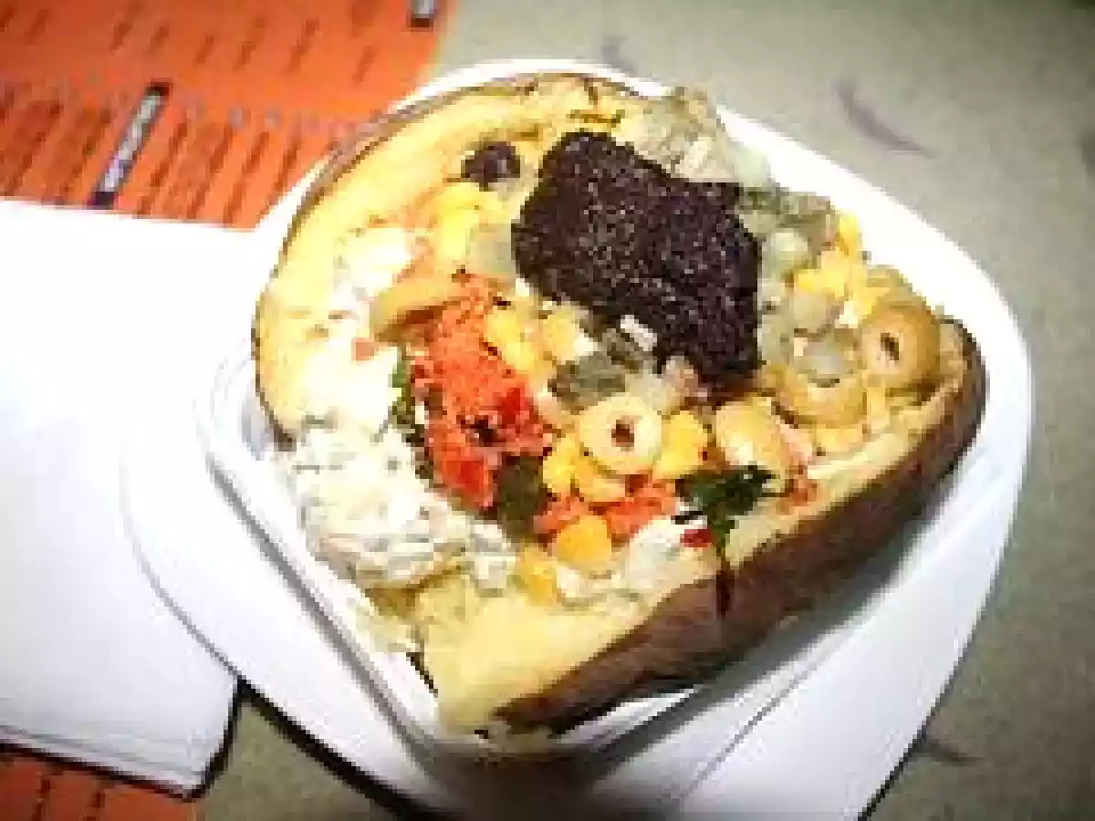 Ruska salata (Russian salad)