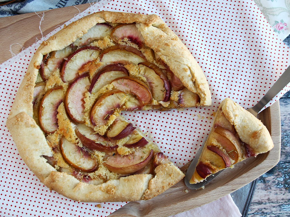 Rustic peach tart