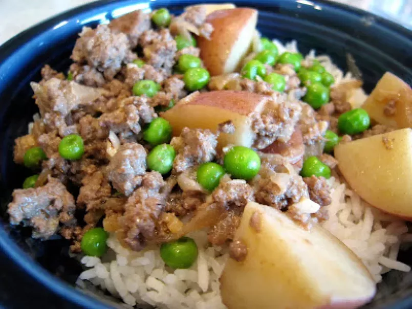 Safaid Keema, Maybe?: Ground Meat with Potatoes In Scented (Off) White Sauce - photo 3