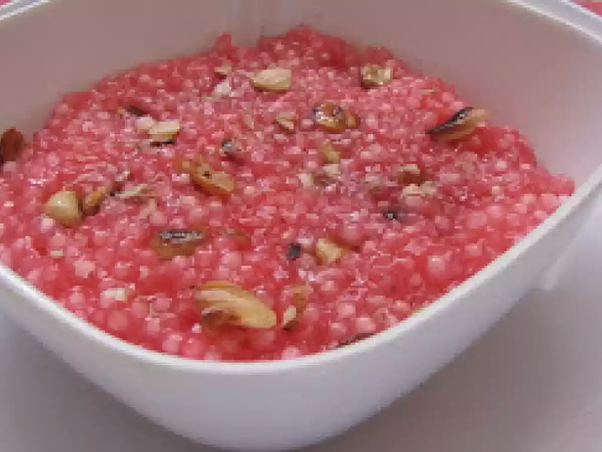 Sago Halwa ( Indian Pearl Dessert )