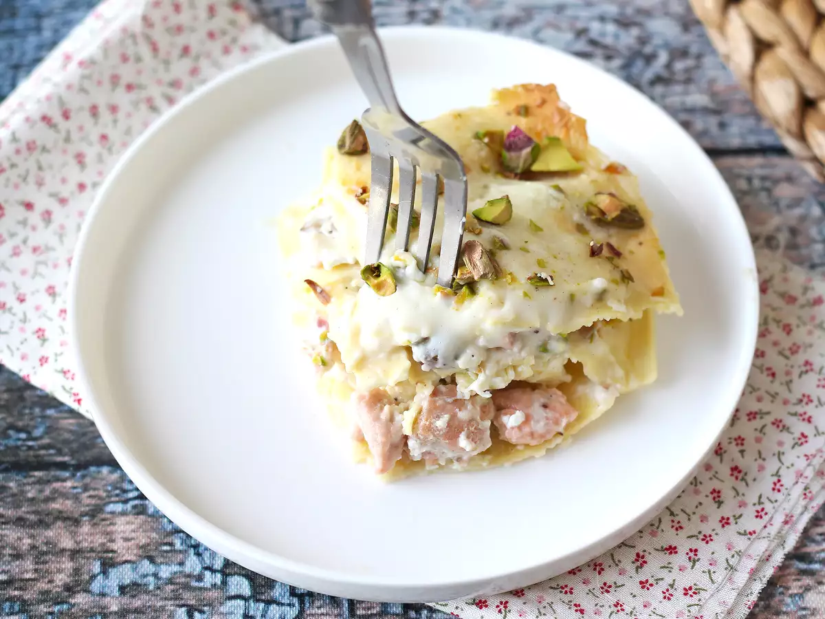 Salmon, burrata and pistachio lasagne - photo 5