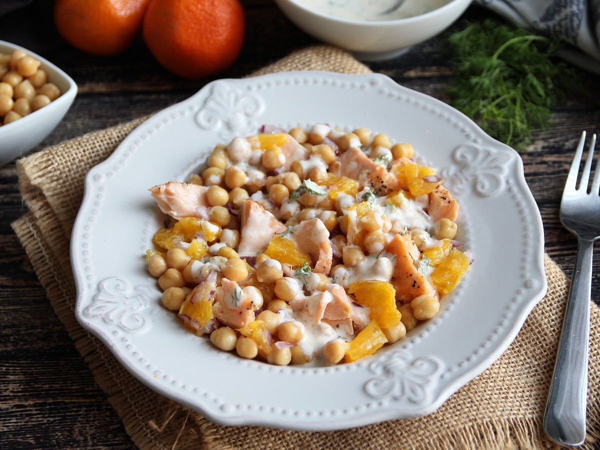 Salmon, chickpea and orange salad