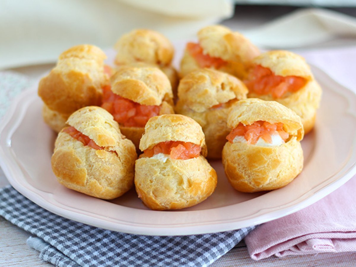 Salmon choux appetizers