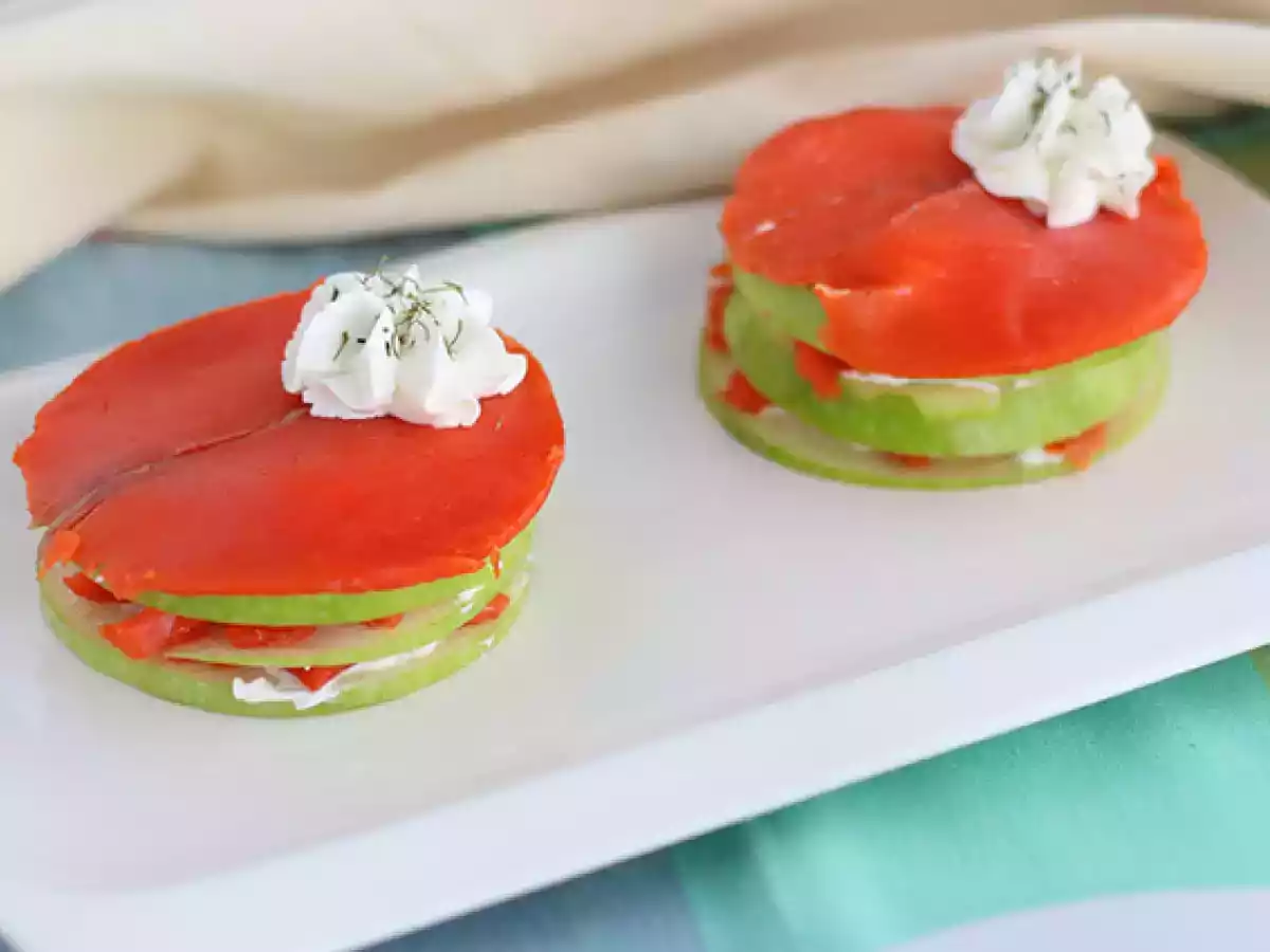 Salmon mille-feuille with green apple - photo 2