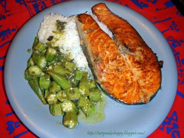 Salmon with Okra