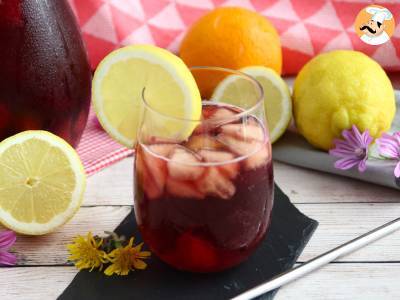 Recipe Sangria mocktail, an easy non-alcoholic cocktail