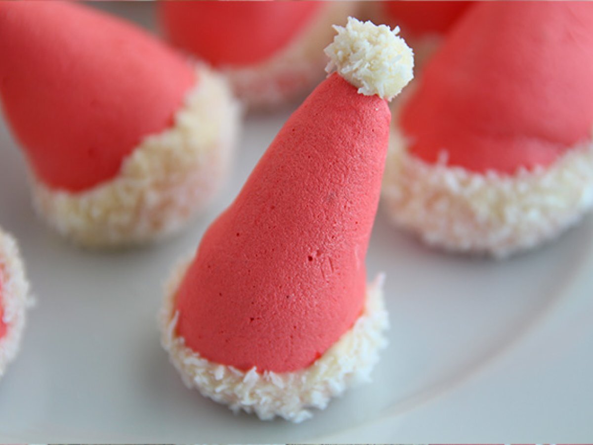 Santa Claus meringues - photo 3