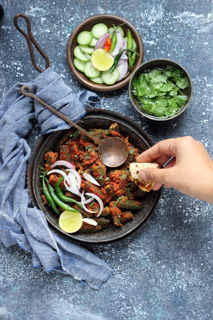 Sarson masala bhindi (okra cooked in mustard paste) Recipe Petitchef