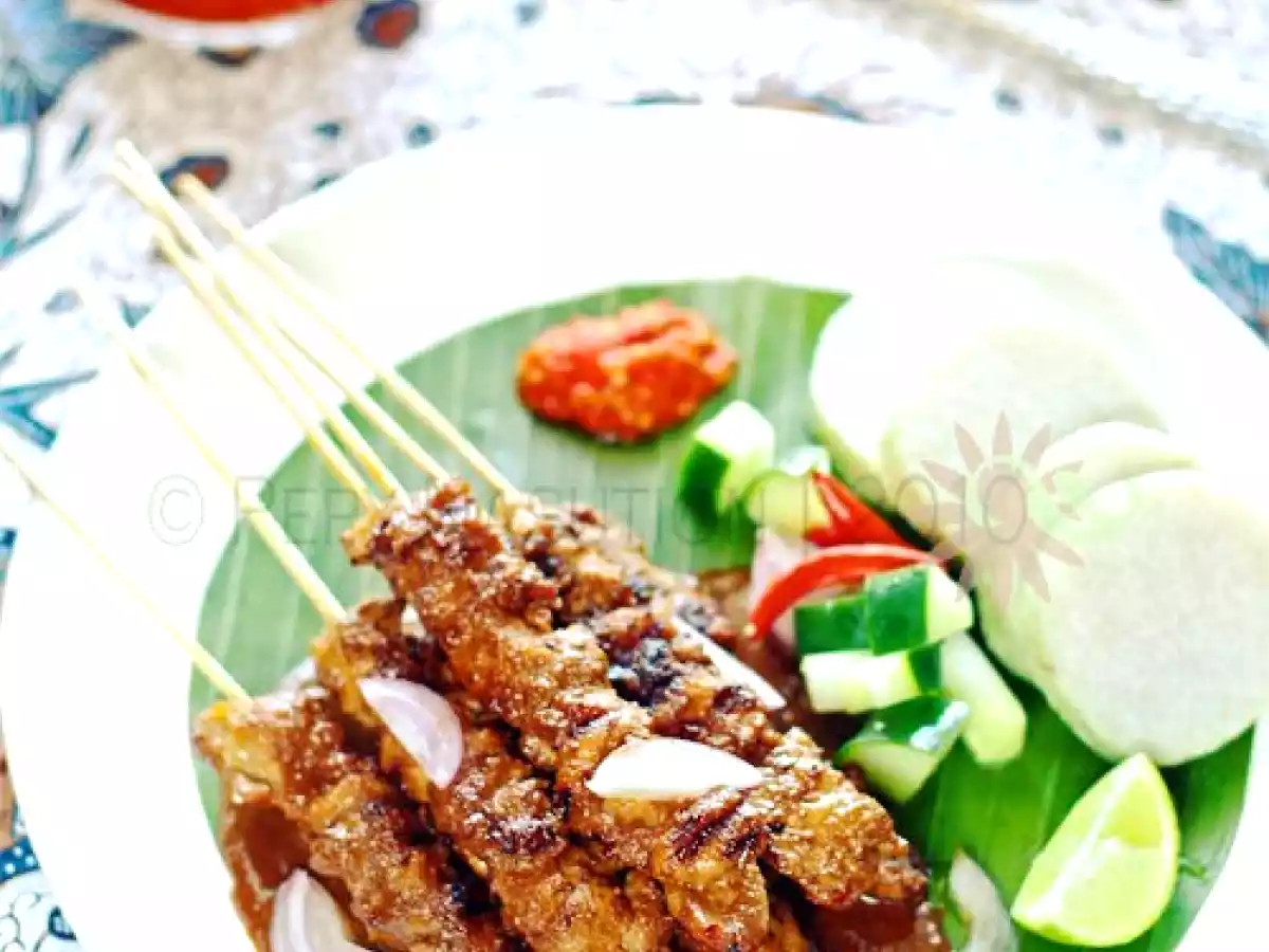 Sate Ayam Madura (Madura Style Chicken Saté)