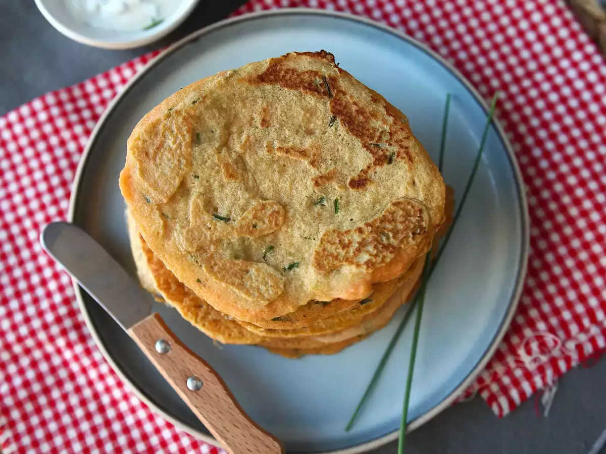 Savory pancakes with red lentils: an easy, high-protein recipe - photo 6