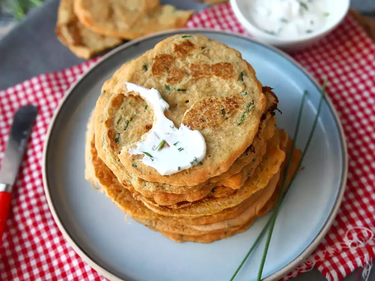 Savory pancakes with red lentils: an easy, high-protein recipe - photo 4
