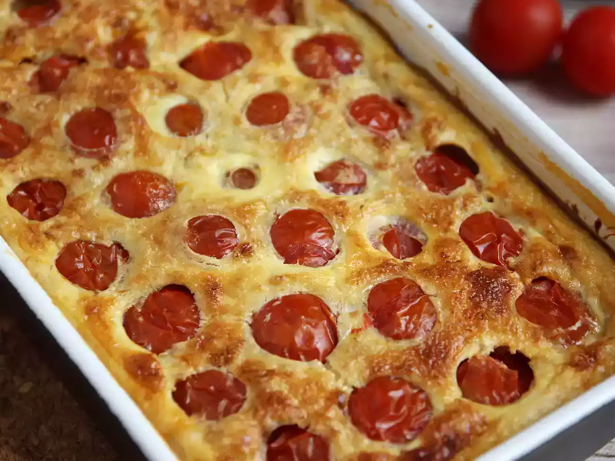 Savoury clafoutis with cherry tomatoes and tuna - photo 2
