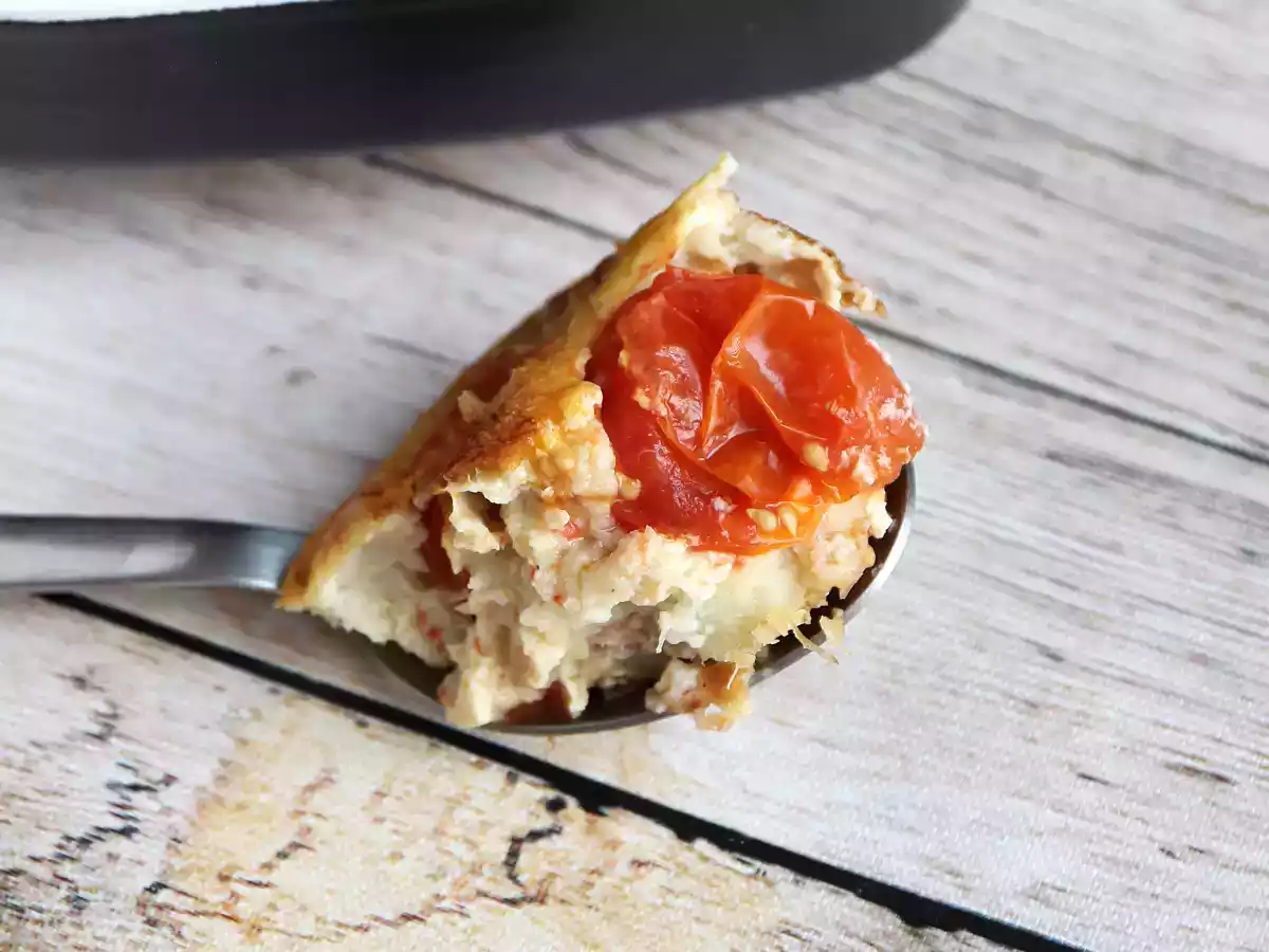 Savoury clafoutis with cherry tomatoes and tuna - photo 3
