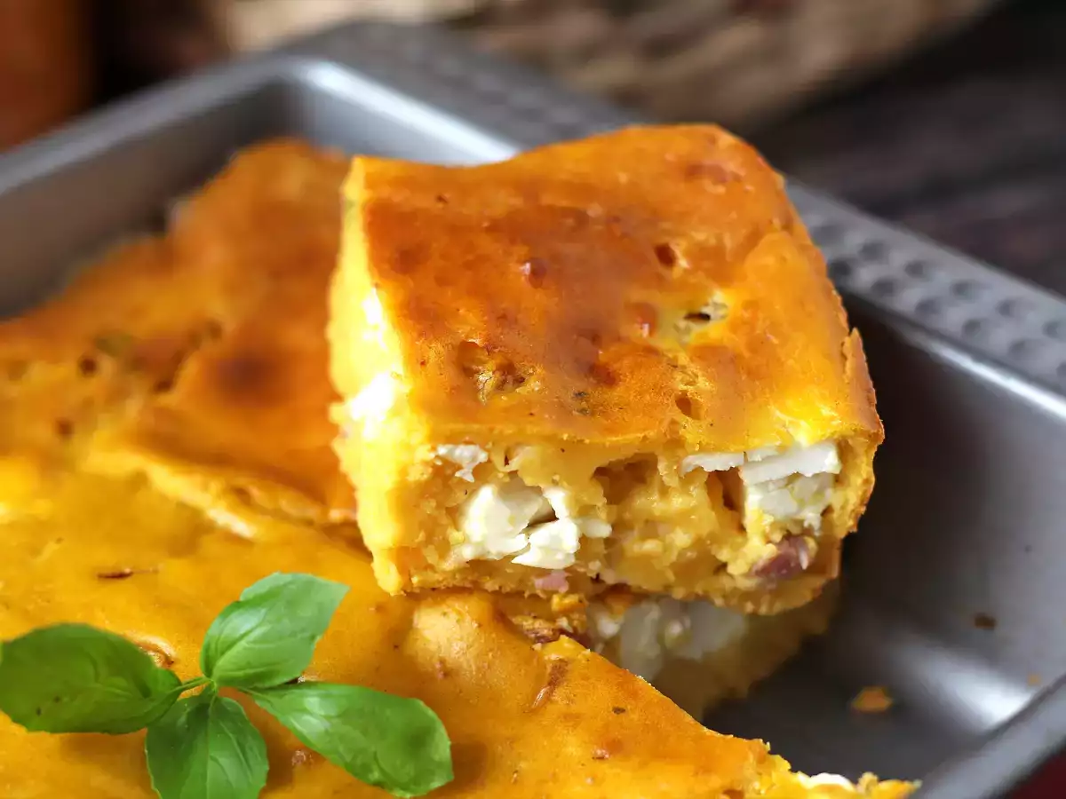 Savoury ham and feta brownies with pumpkin: the perfect recipe with soup leftovers! - photo 3