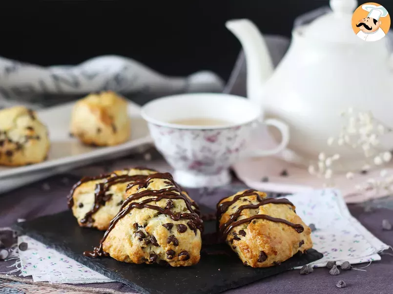 Scones with chocolate chips, photo 4