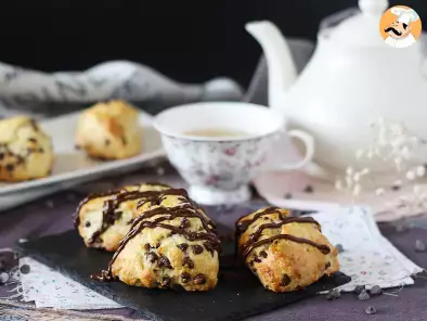 Scones with chocolate chips, photo 4