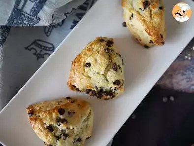 Scones with chocolate chips, photo 5
