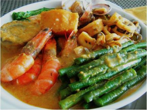 Seafoods Kare-Kare