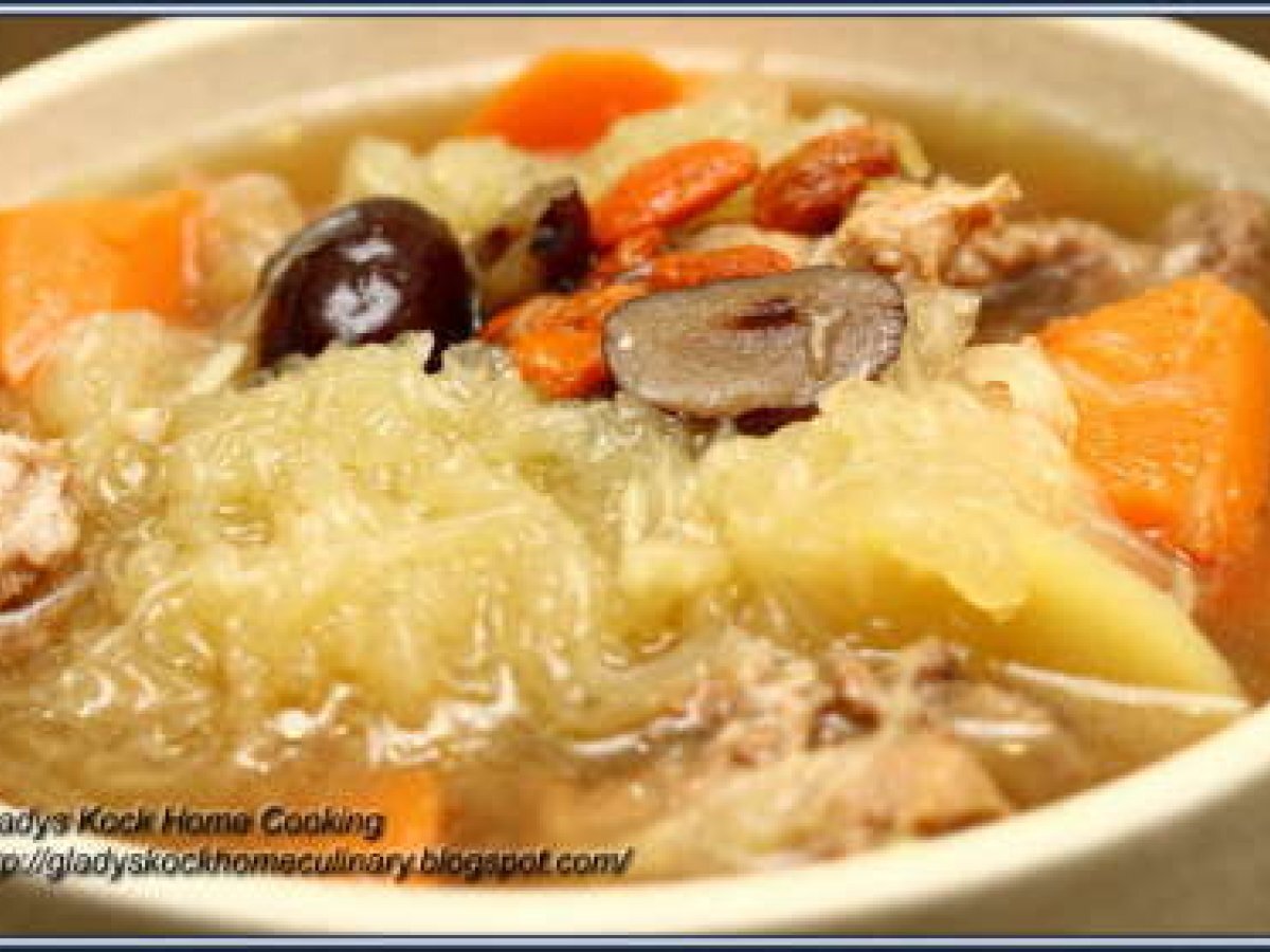 Sharkfin's Melon (spaghetti squash) Soup Recipe
