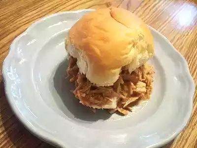 Shredded turkey in gravy sandwiches recipe (crock pot)