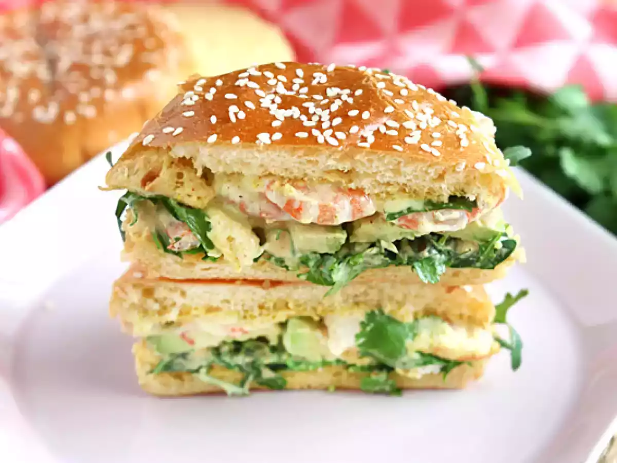 Shrimp, avocado, and cilantro sandwich - photo 2